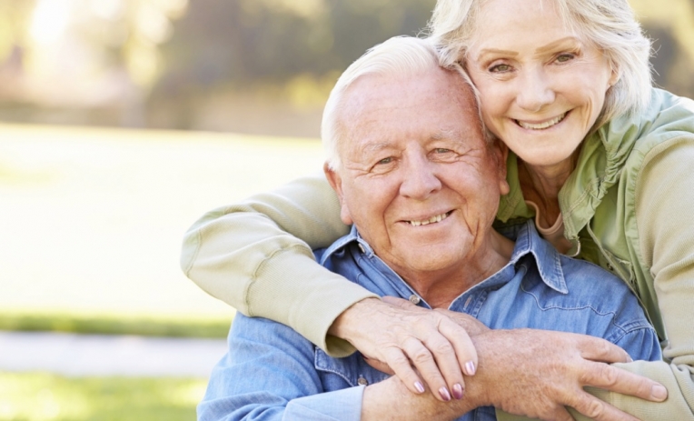 Pensioni: sindacati, bloccare aumento età. Uscita anticipata di 3 anni per le mamme