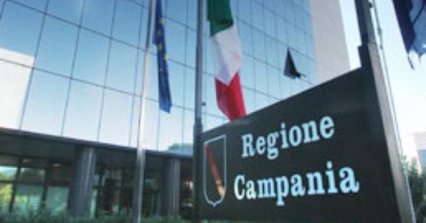 Campania, bando sostegno per lavoratori, imprese e pensioni: indennità fino a 2.000 euro